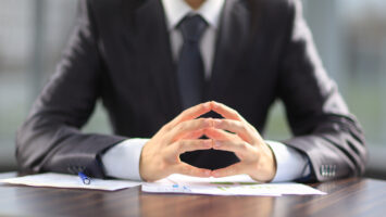 So findest man den passenden Karriereeinstieg: Ein Überblick über moderne Wege in den ersten Job